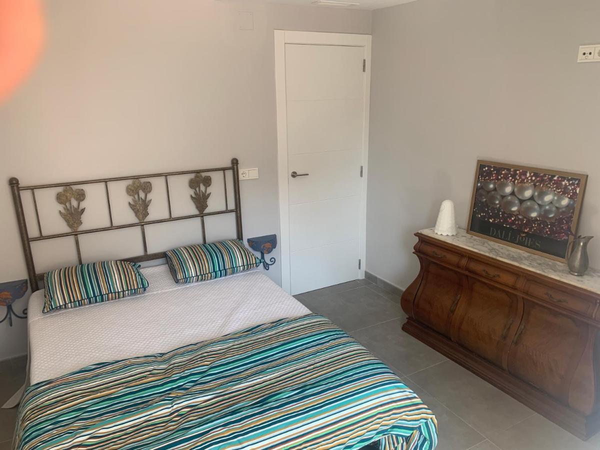 Campanar Room With Private Bathroom Valência Exterior foto