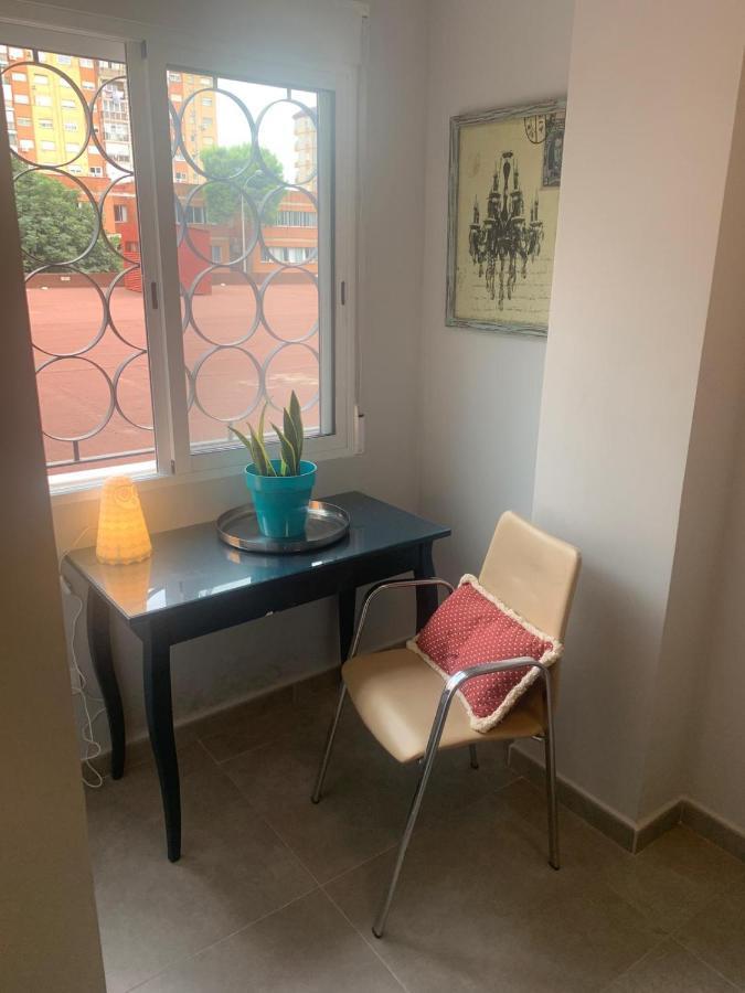 Campanar Room With Private Bathroom Valência Exterior foto