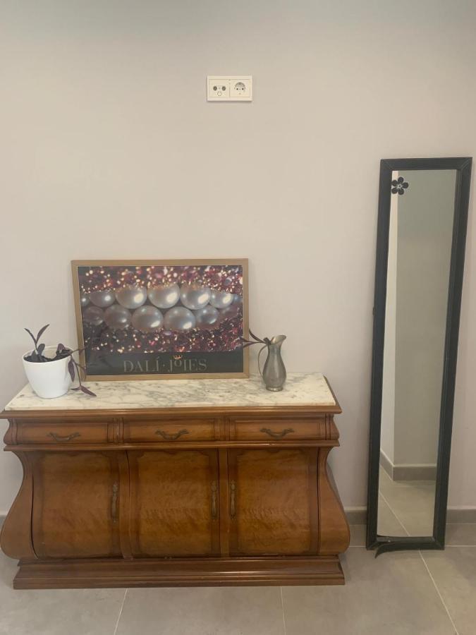 Campanar Room With Private Bathroom Valência Exterior foto